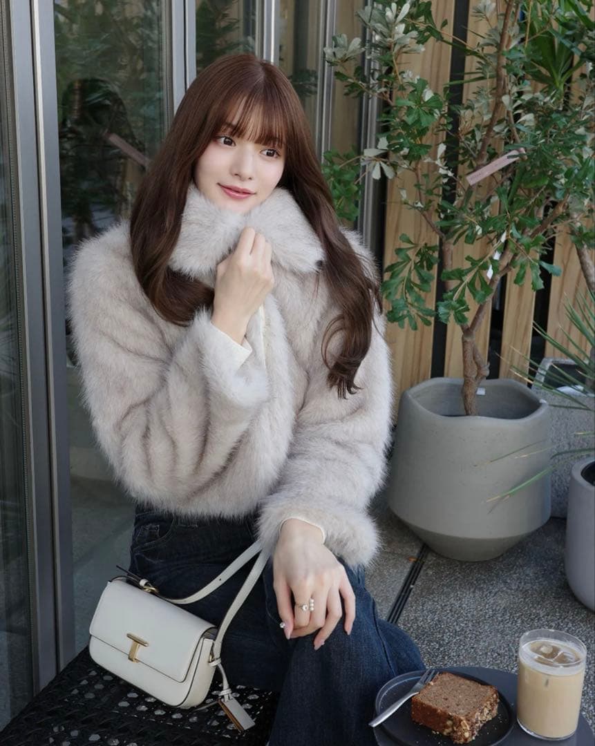 HOLIDAY&HOLIDAY ファーライクカラーショートコート