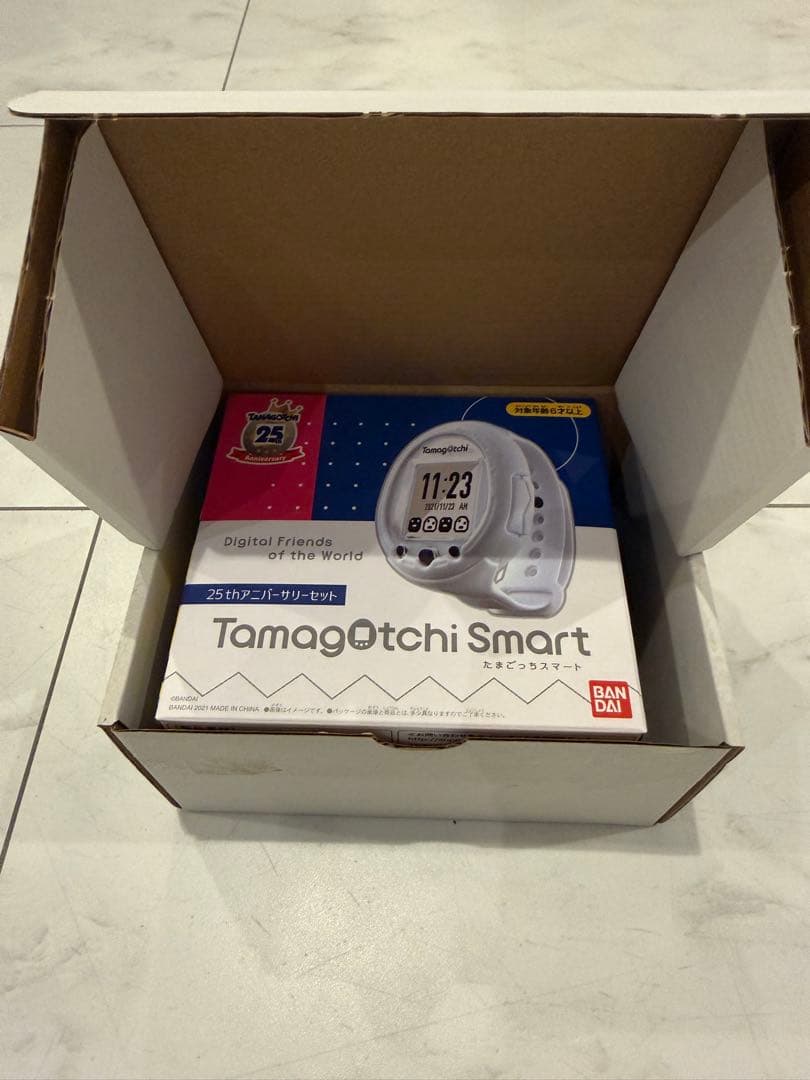 Tamagotchi smart 25th アニバーサリー たまごっち スマート