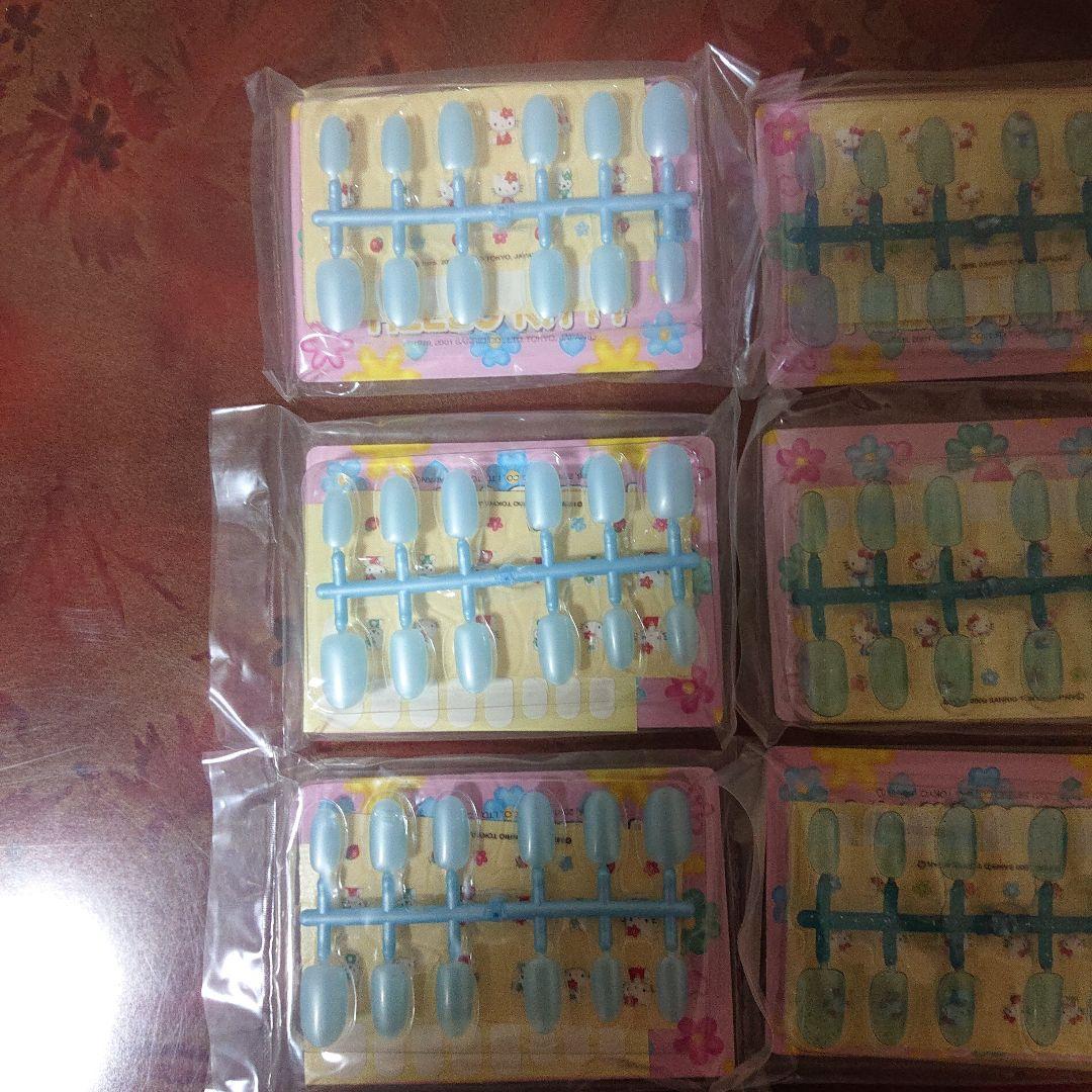 1173 ハローキティネイルチップ