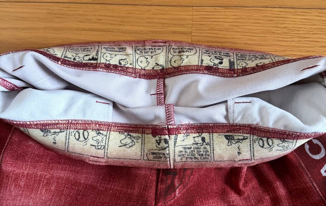 CASTELBAJAC (新品、未使用)スヌーピー 赤 デニムパンツ