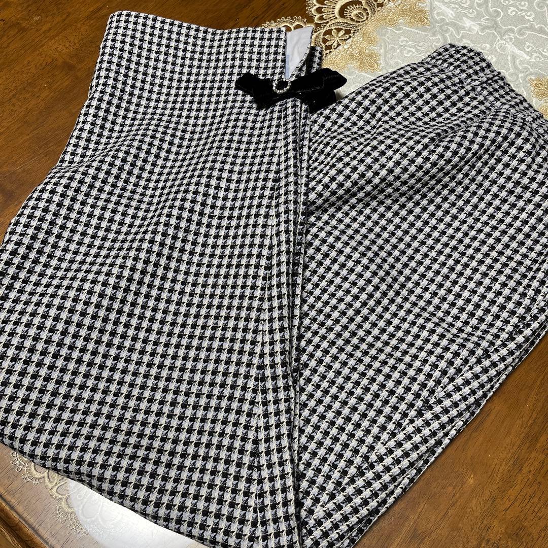 美品　大きいサイズ50 トゥービーシックウエストゴムパンツ