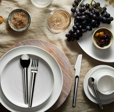 Marc Newson Qantas カトラリー16ピースセット 新品未使用