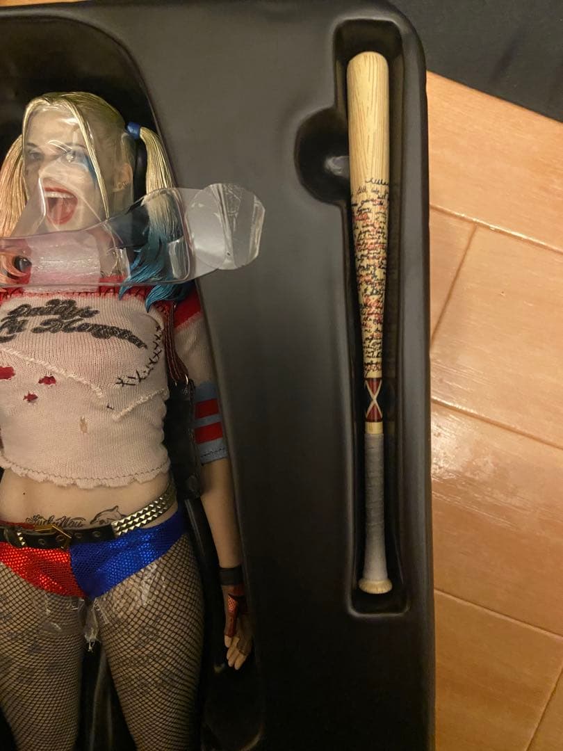 未使用 ホットトイズ ハーレイ・クイン DC ムービーマスターピース 1/6