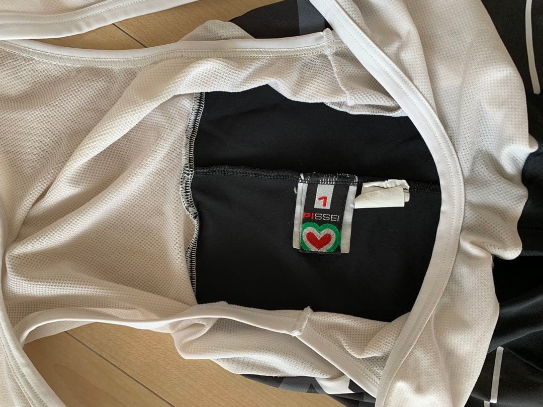 S(EU 1)サイズ PISSEI（ピセ）ジャージ、ビブショ－ツ