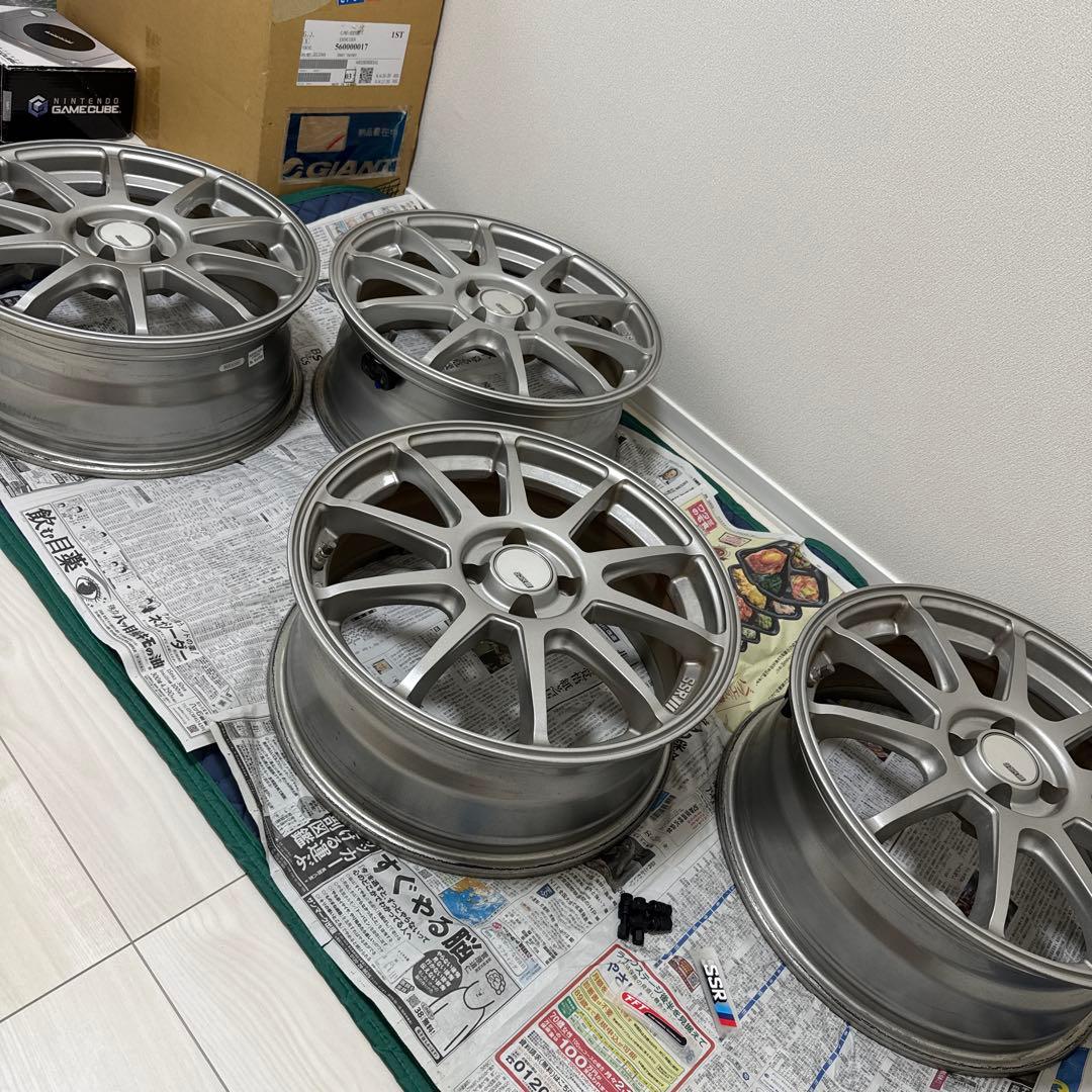 SSR GTV02 17インチ ホイール 4穴100mm