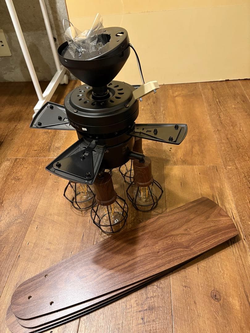 シーリングファン JE-CF001V／未使用