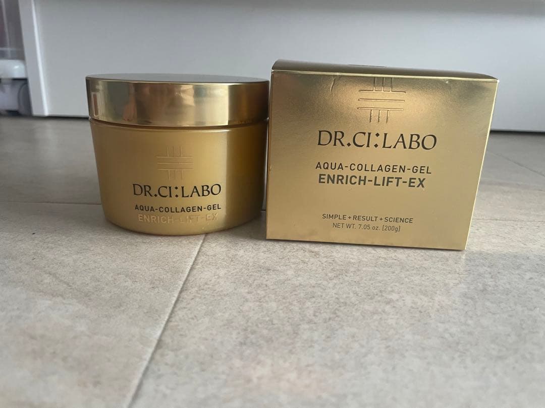 フェイスジェル・ゲル DR.CI:LABO AQUA COLLAGEN GEL 200g