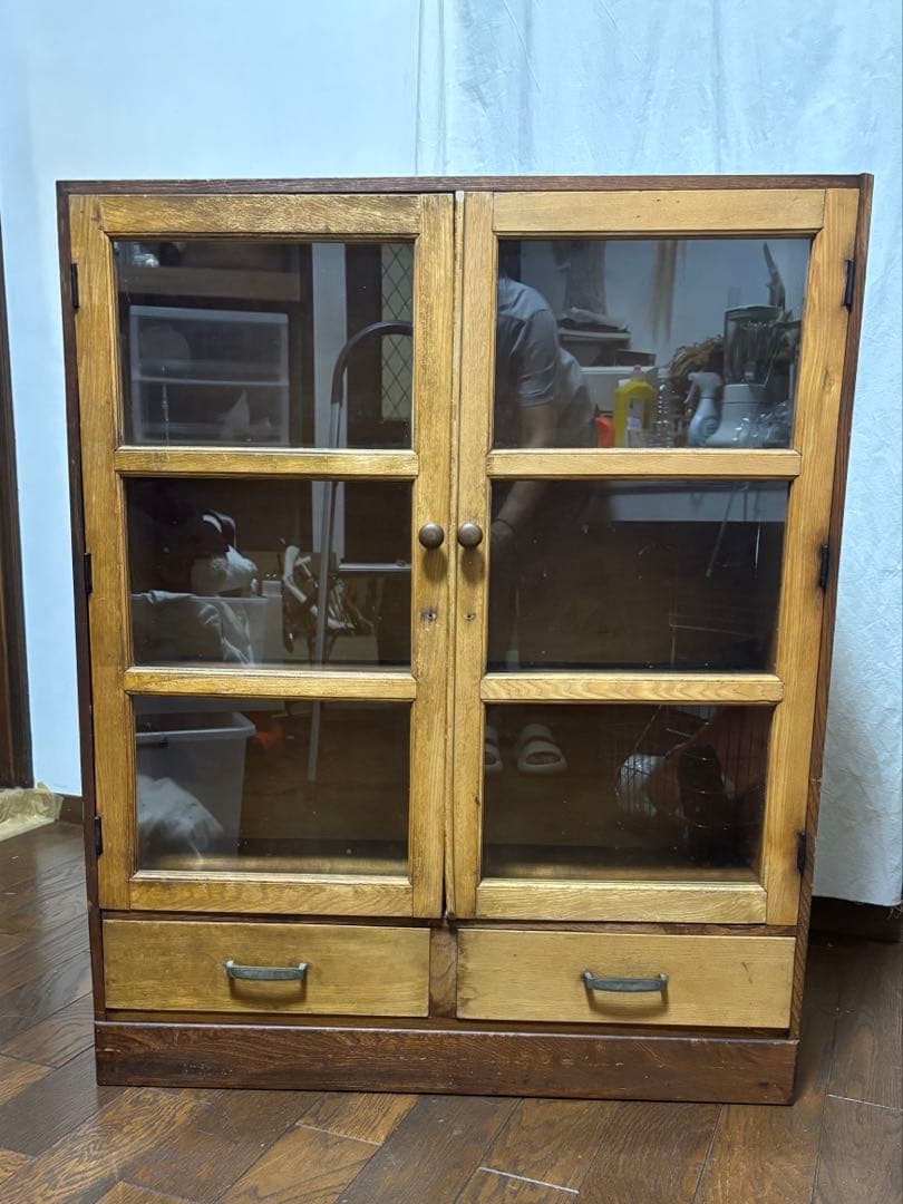 木製キャビネット ガラス扉付き　アンティーク　ヴィンテージ レトロ
