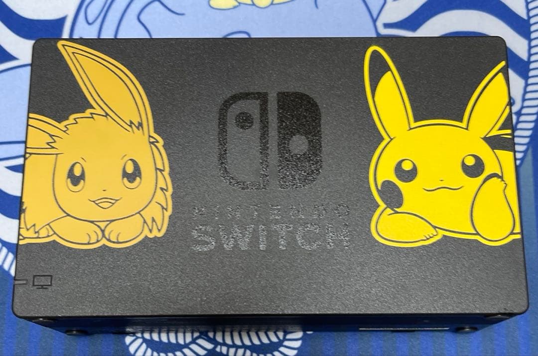 レッツゴーピカチュウ　ミュウ入りモンスターボールPlus付