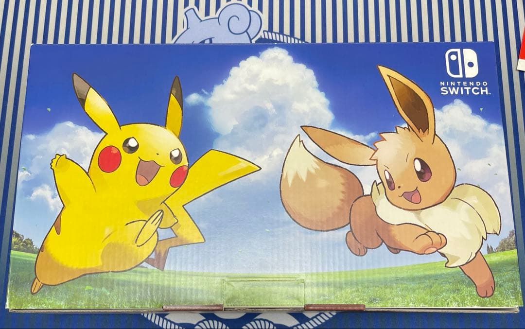 レッツゴーピカチュウ　ミュウ入りモンスターボールPlus付