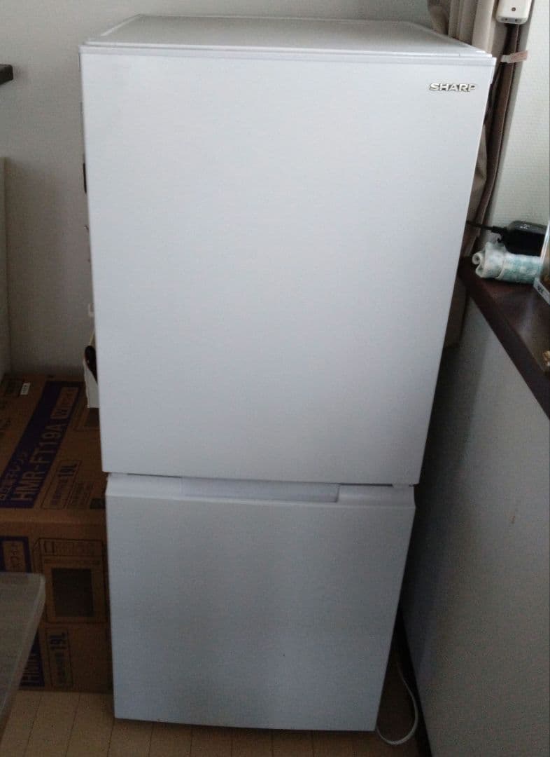【送料込み】2024年製 SHARP 冷蔵庫 152L