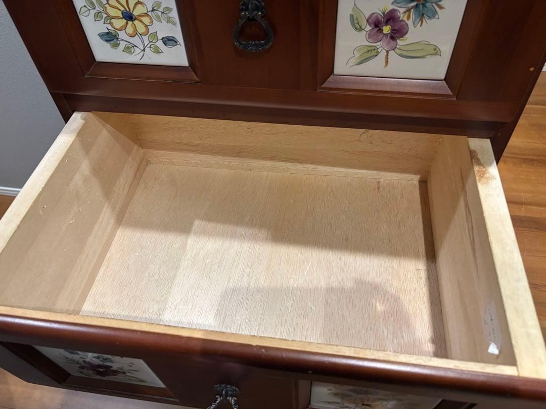 y*o様 スペイン バレンシア家具 タイルチェスト アンティークカントリー 北欧