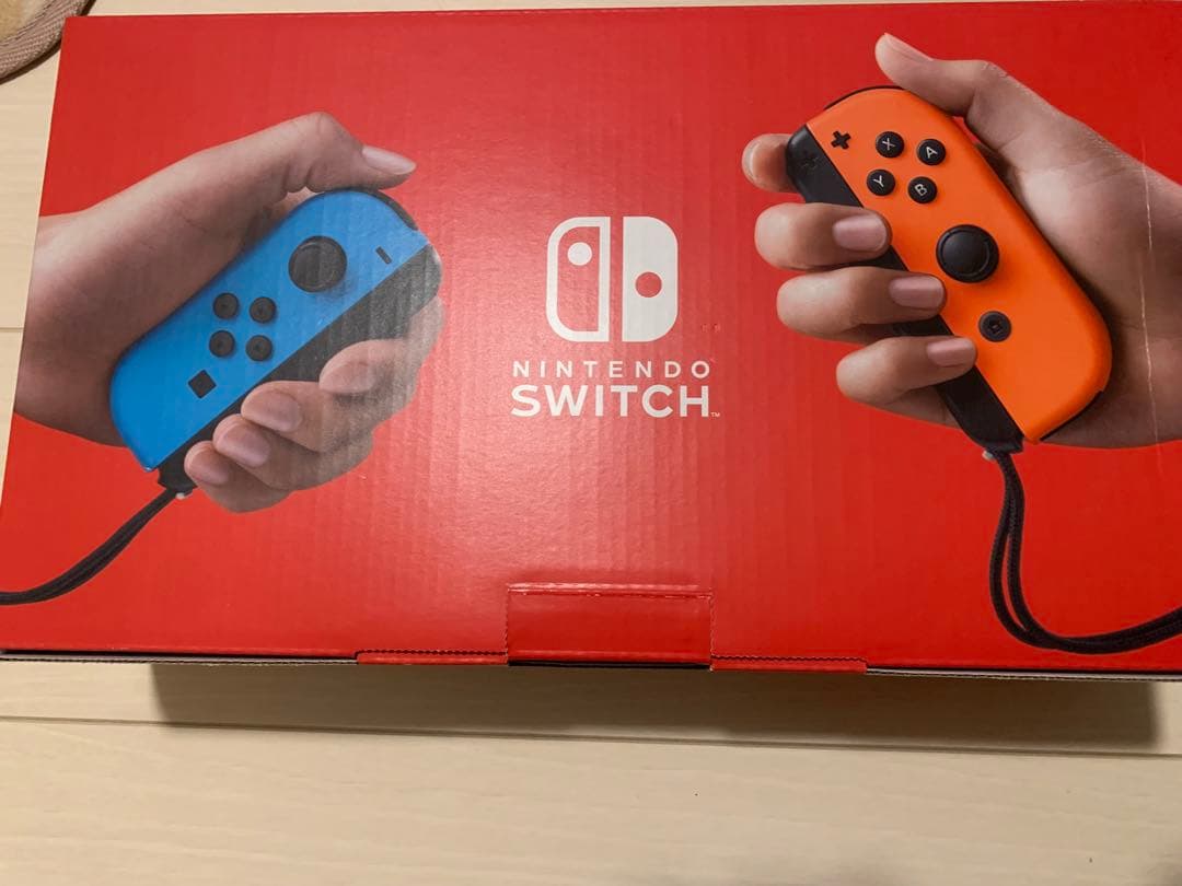 新品　未使用Nintendo Switch 本体 青/オレンジ