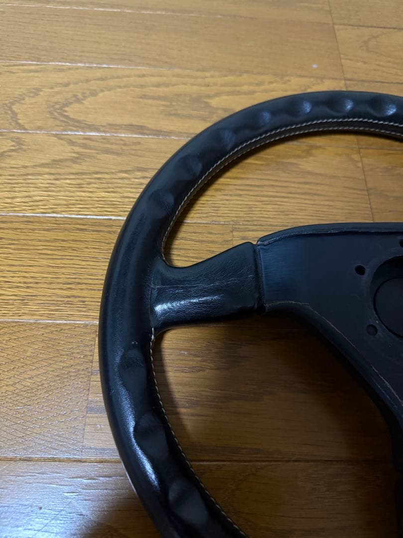 momo cobra モモ　コブラ　ステアリング