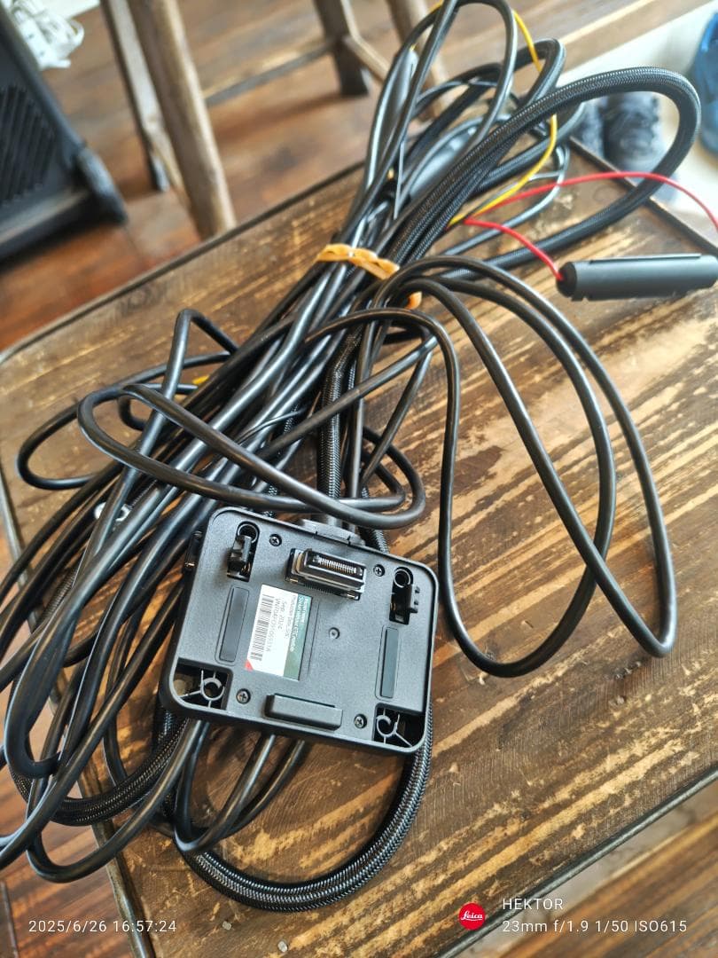 ピ*ツ様  ドライブレコーダー 2024年モデル 配線付き 【後方カメラの