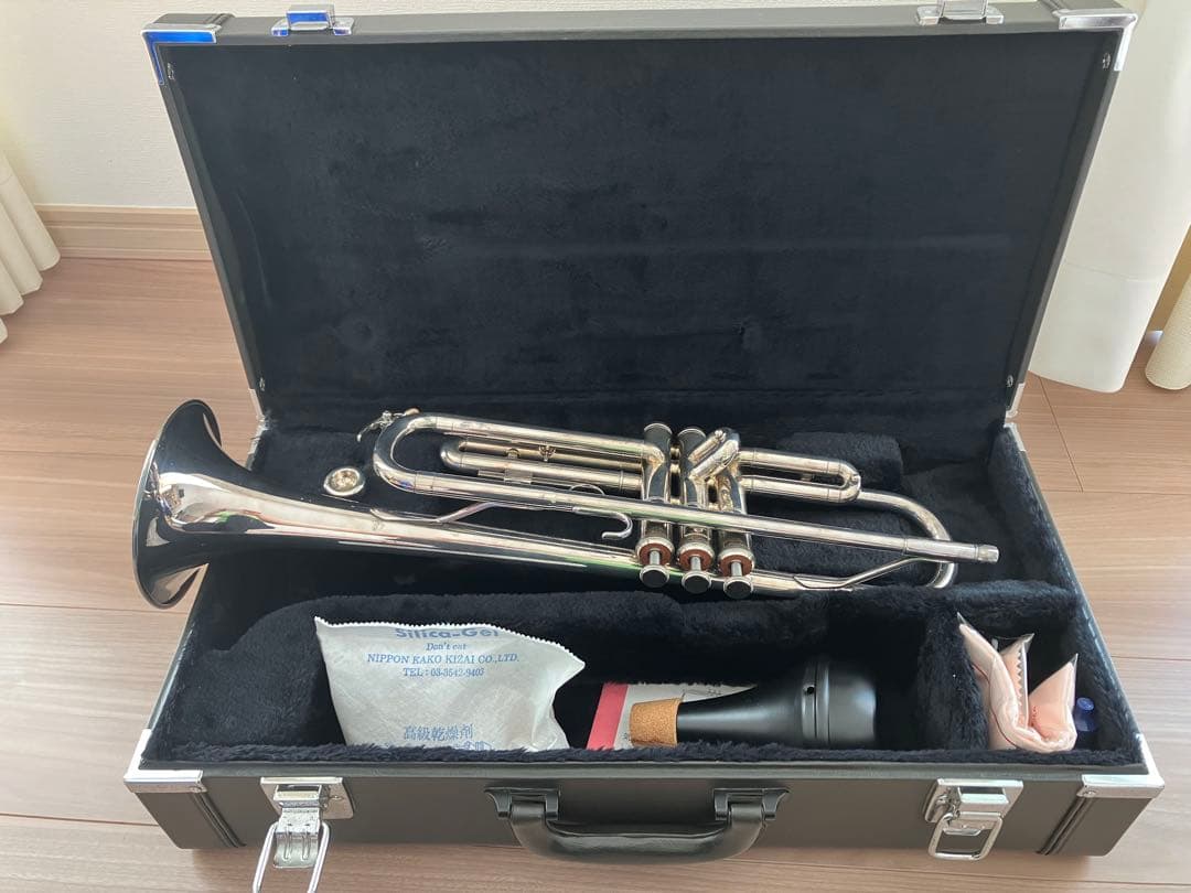 YAMAHA トランペット YTR1320 シルバー 〈ケース、付属品あり〉