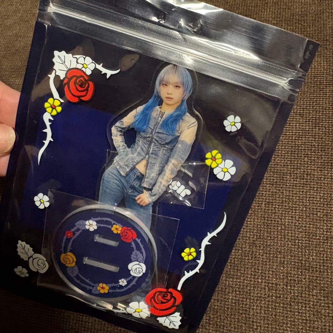 ※2/6限定値下げ※HANA JISOO ジス　トレカ　アクスタ　おまとめ