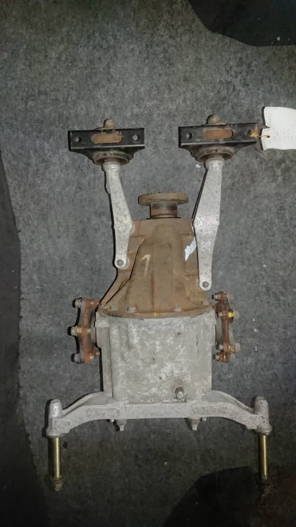 送料込 ホンダS2000 型式GH-AP1　純正デフ＋マウント＆ブラケットセット