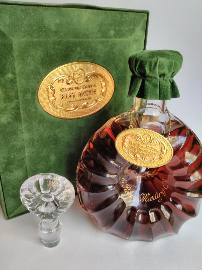 【未開栓】レミーマルタン セントークリスタルバカラ　700ml