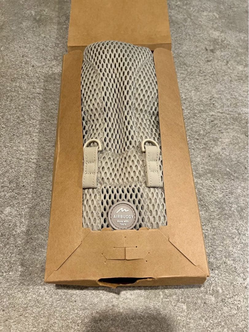 【大幅値下げ】エアバギー・ベビーキャリア ベーシックプラス　メッシュカバー