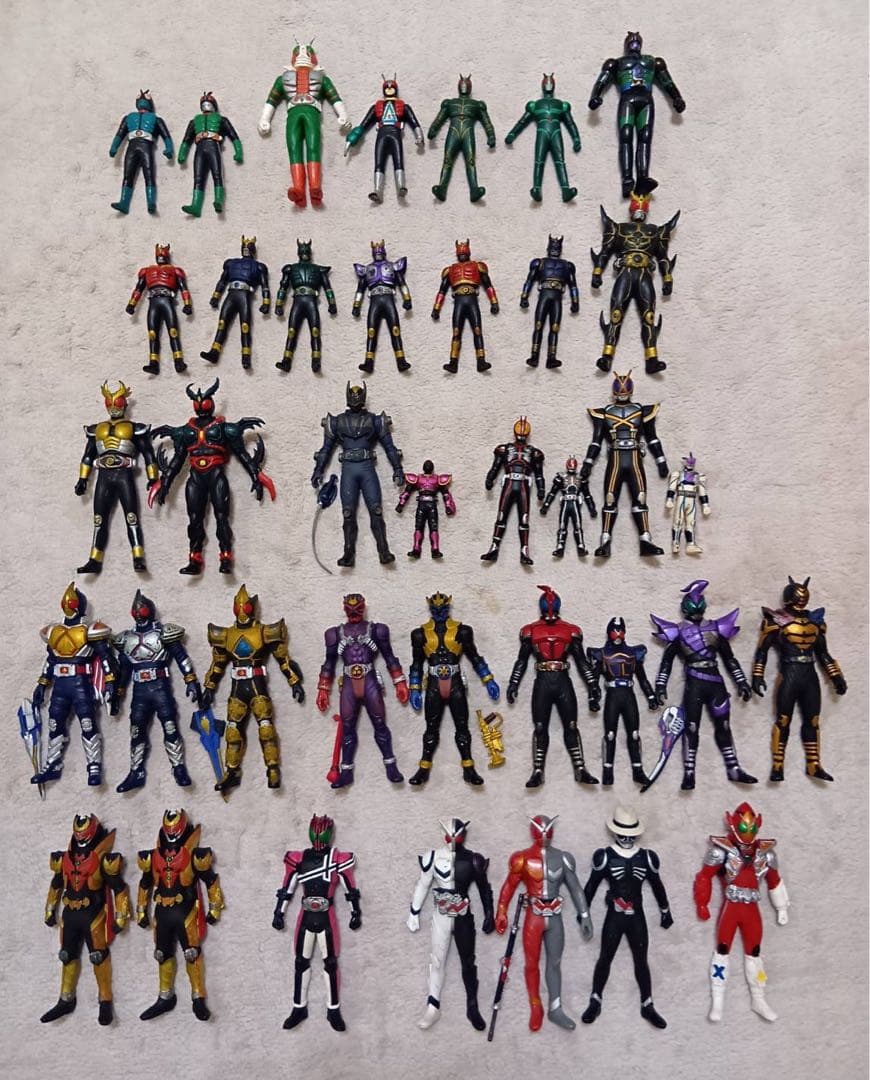 仮面ライダー 38体