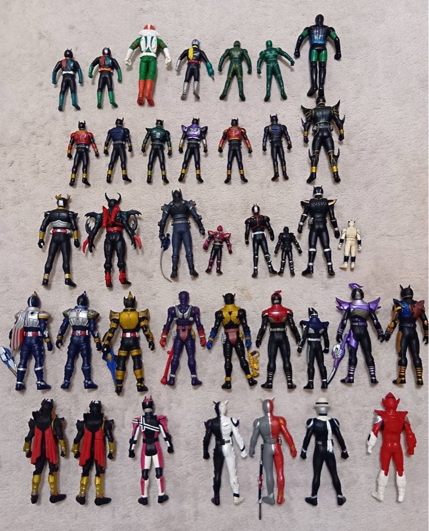 仮面ライダー 38体