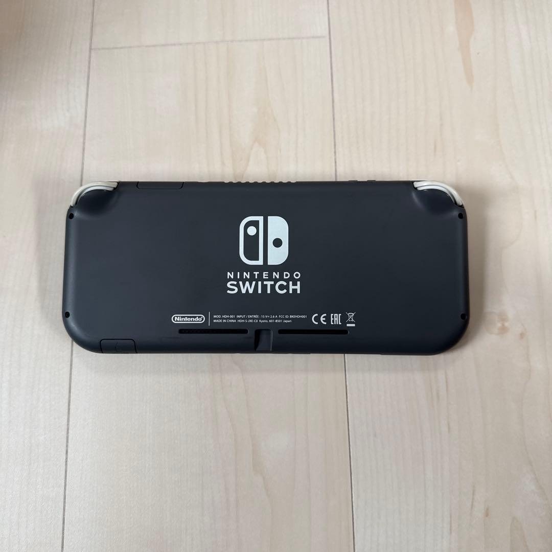 完動品　Nintendo Switch lite