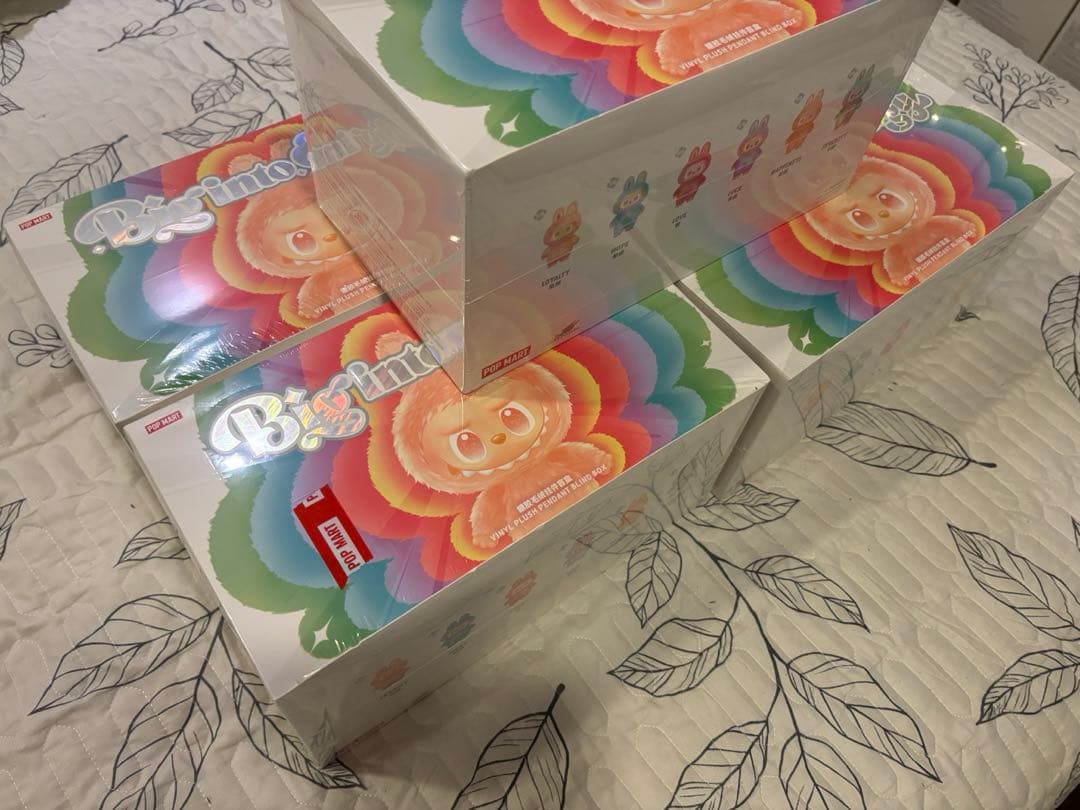 LABUBU Big into Energy アソートボックス　5箱