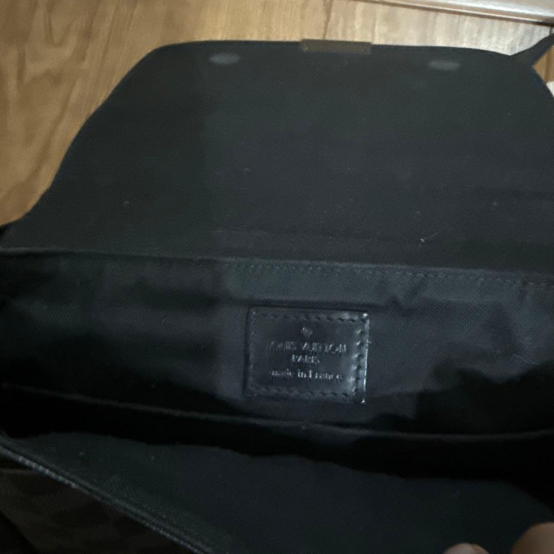Louis Vuitton ダミエ・グラフィット ショルダーバッグ