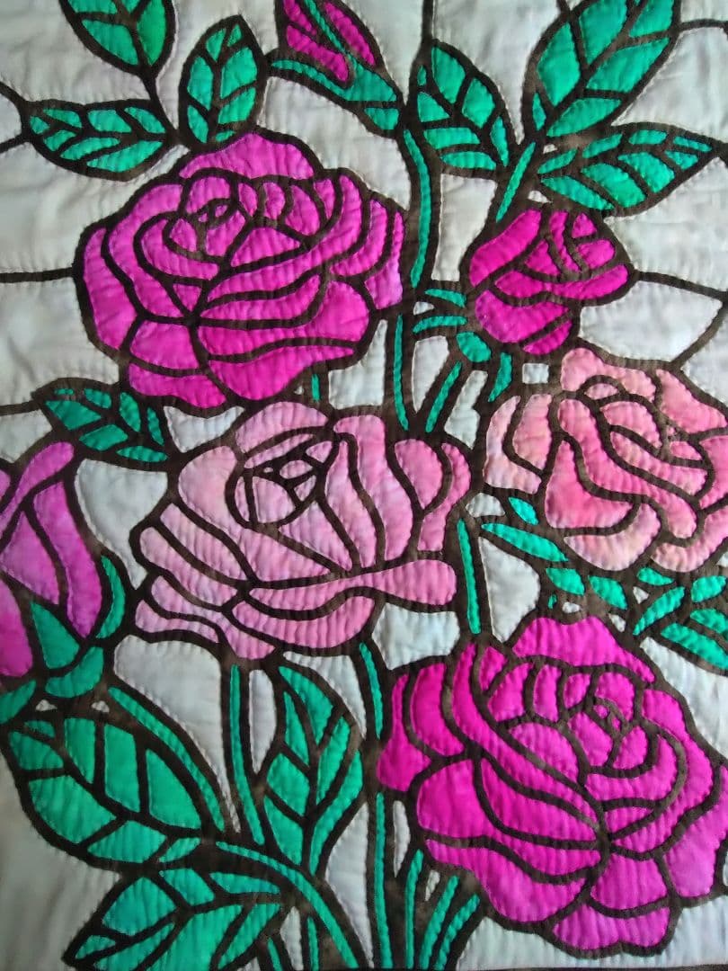 バラのタペストリー・ハワイアンキルト