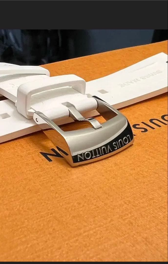 7日まで限定！ LOUIS VUITTON ラバーベルト ホワイト