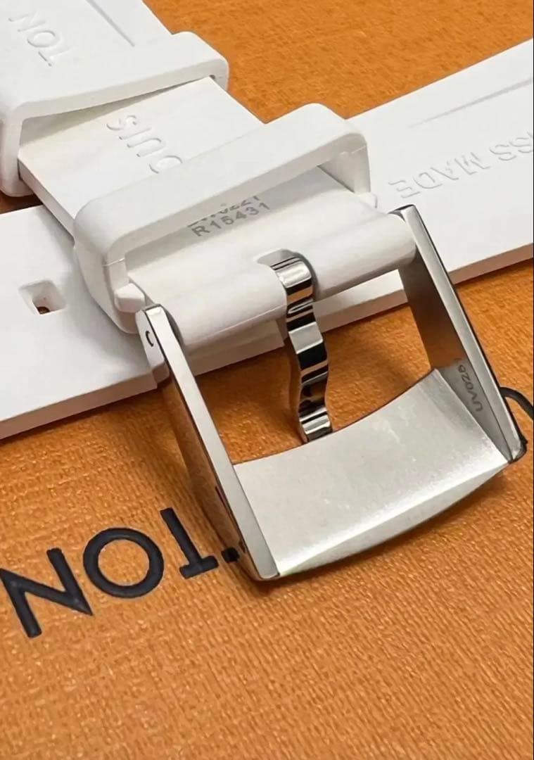 7日まで限定！ LOUIS VUITTON ラバーベルト ホワイト