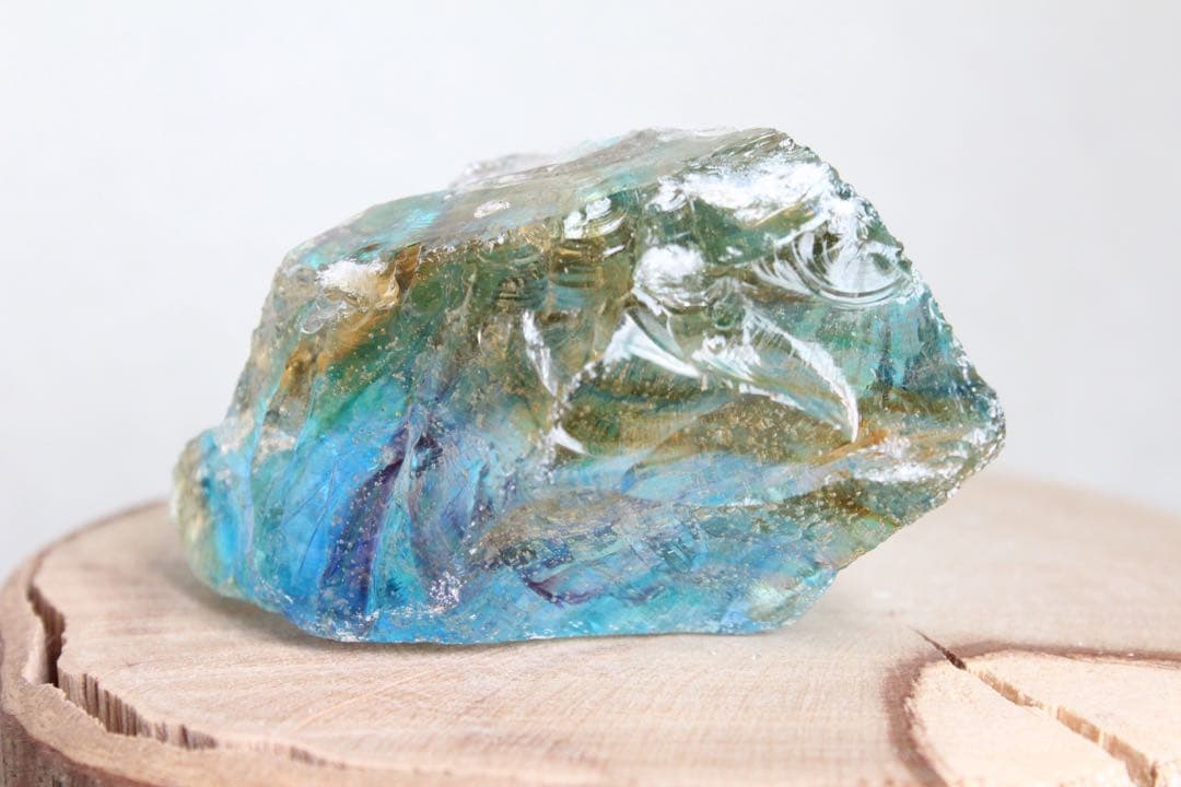 シエラネバダ産アンダラクリスタル　マルチカラー