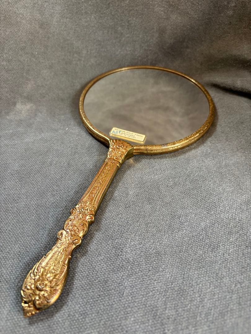 真鍮の手鏡「ANTIQUE GOLD FINISH」
