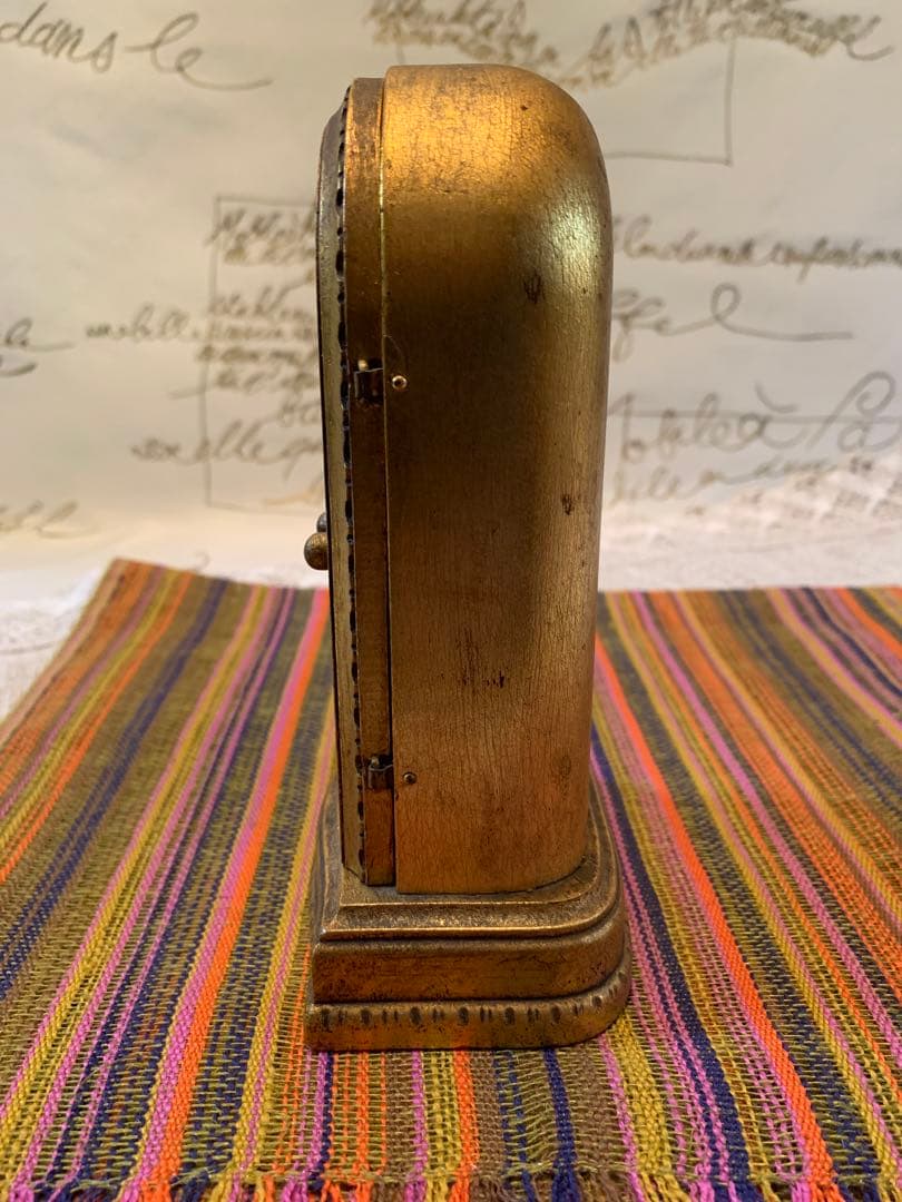 フランス製　アンティーク　木のドームに入った聖母子像の置物！厳かな雰囲気です！