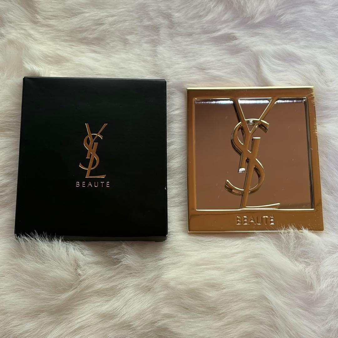 緊急値下げ！✶YSL クチュールミニクラッチ 126 スパークリングラスト