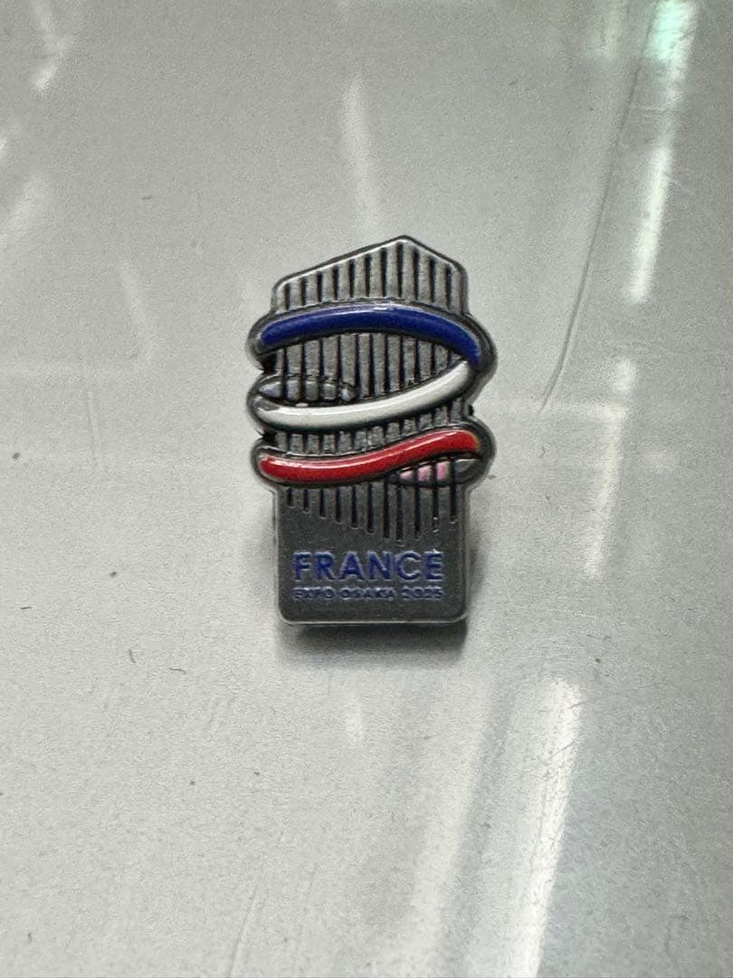 【激レア非売品】関西万博 フランス館 スタッフ限定 ピンバッジ　ピンズ