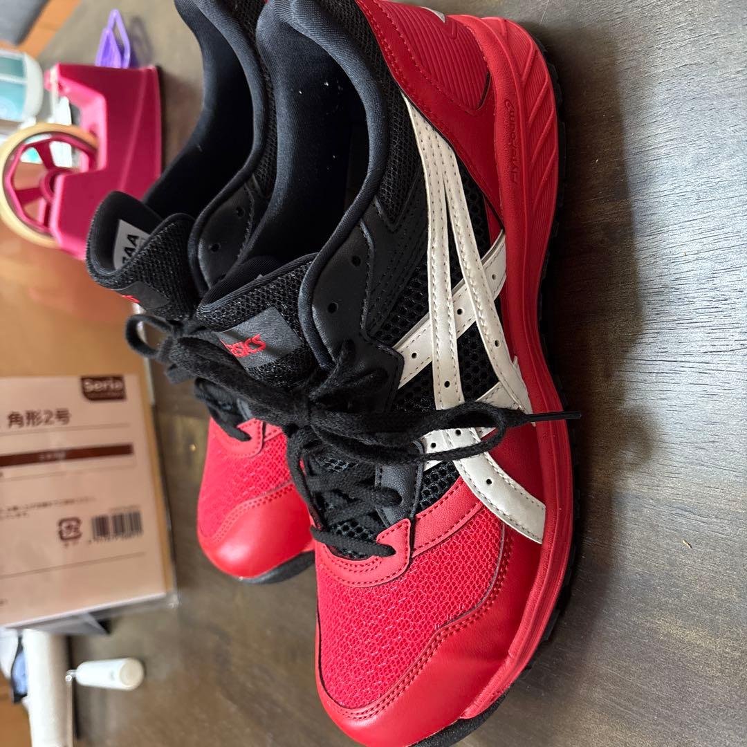 ASICS 安全靴 赤黒白