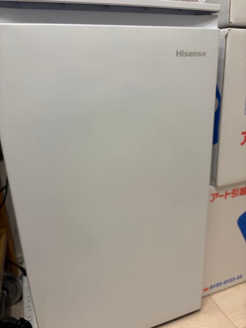 Hisense ノンフロン冷凍庫 HF-A61W 61L