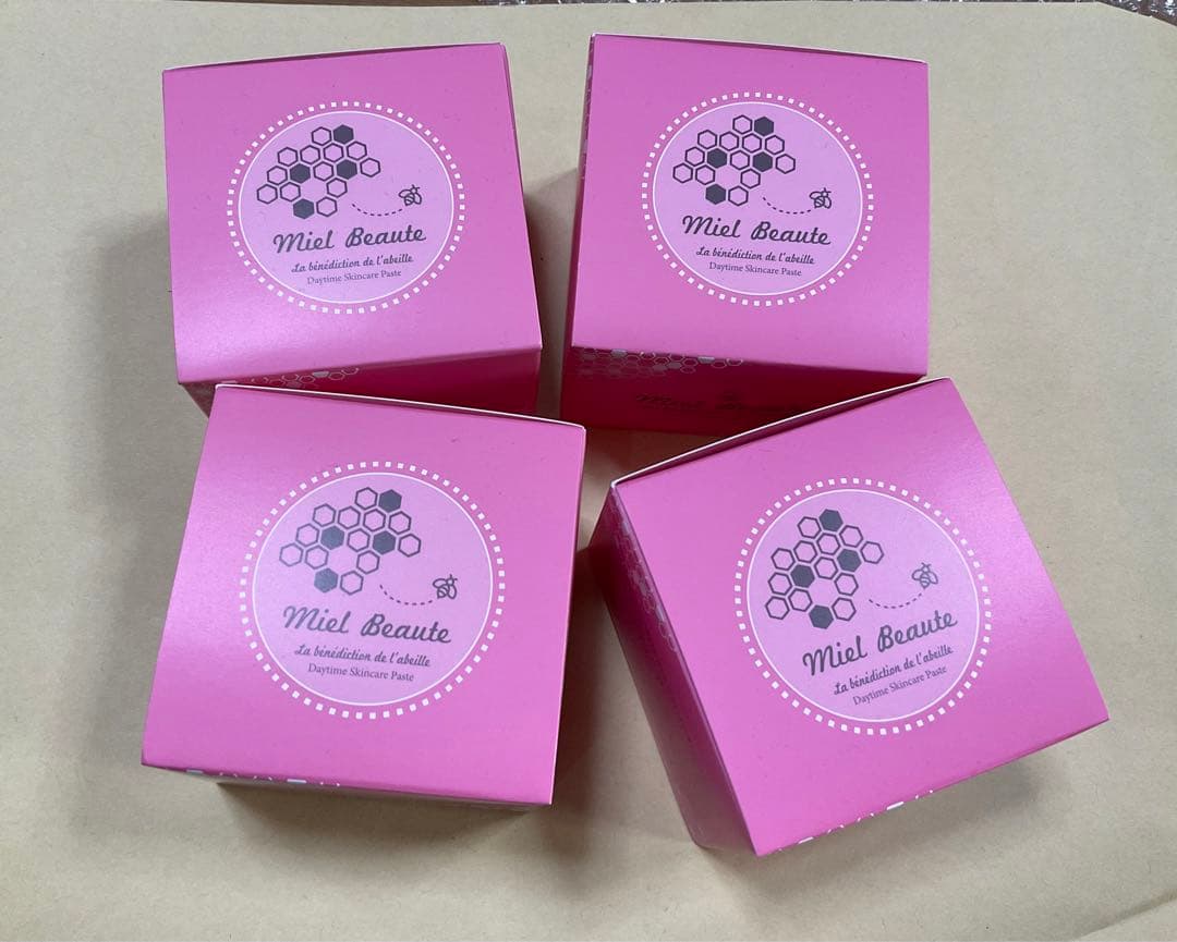 ミエルボーテ　デイタイムスキンケアペースト(ピンク) 25g 日中用クリーム4個