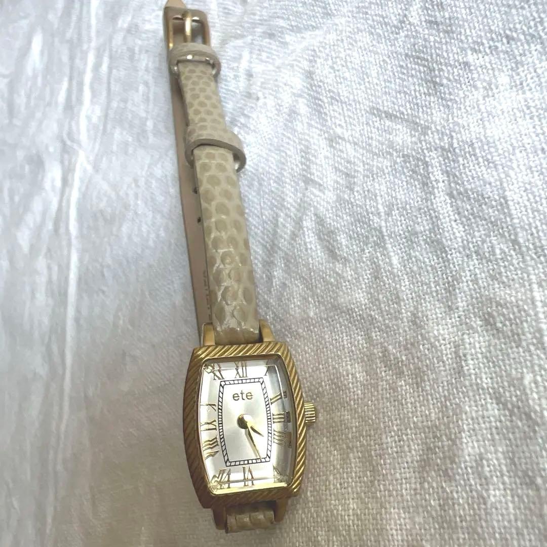 【美品】ete腕時計　トノー 1pダイヤエンボスレザーベルトレディース腕時計