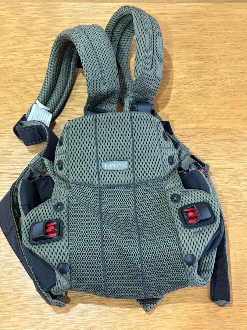 ベビービョルン 抱っこ紐 ハーモニー オリーブグリーン メッシュ