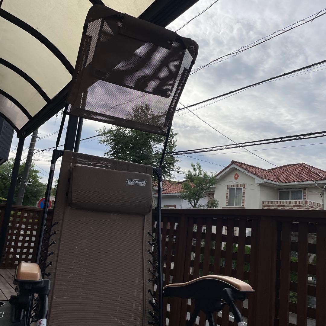 Coleman 日よけ付きリクライニングチェア