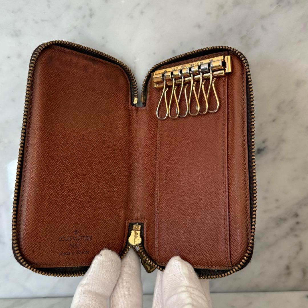 LOUIS VUITTON ルイヴィトン キーケース 本革 レザー ジップ