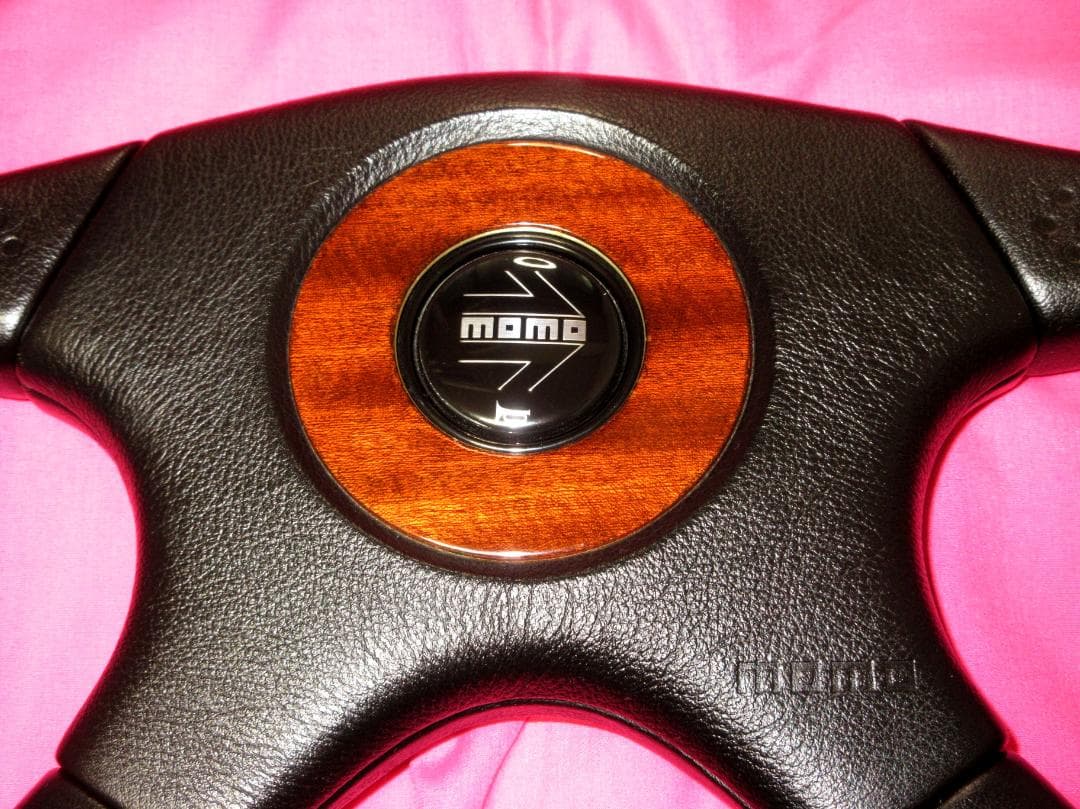 6366 正規品！MOMO OLYMPIC 3 モモオリンピックⅢ 36Φ