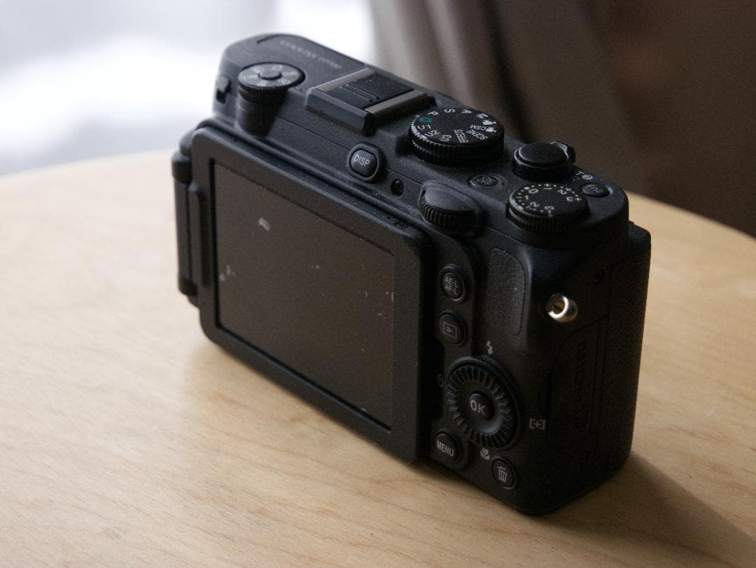 【持病あり】Nikon Coolpix P7700