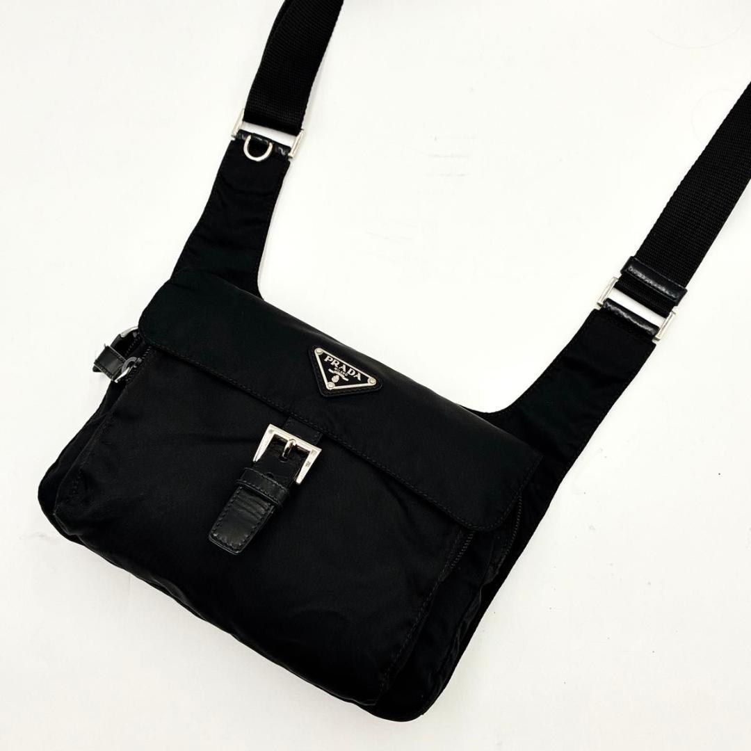 極美品 プラダ ショルダーバッグ 三角ロゴ ナイロン BT0521 白タグ 黒