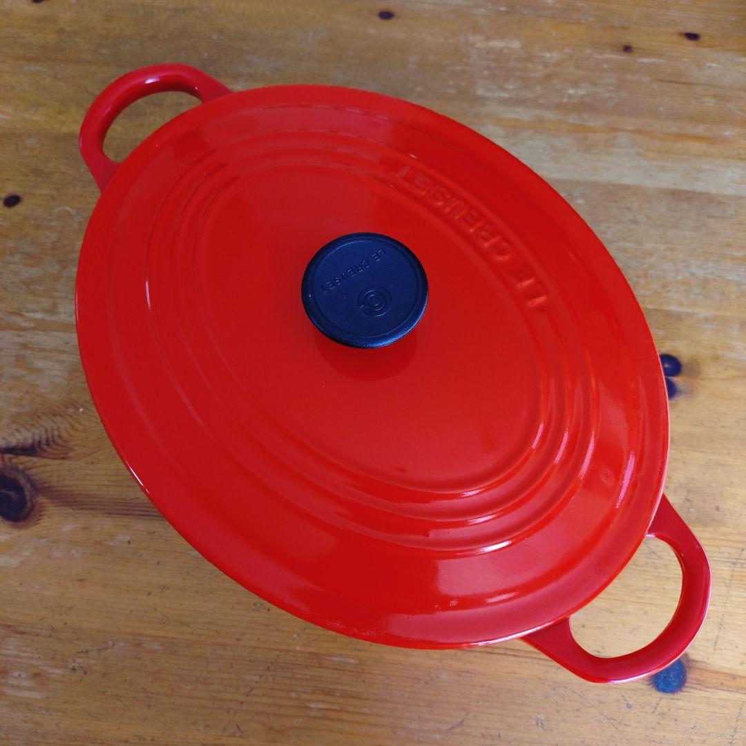 ルクルーゼ　ココットオーバル　25cm レッド　両手鍋
