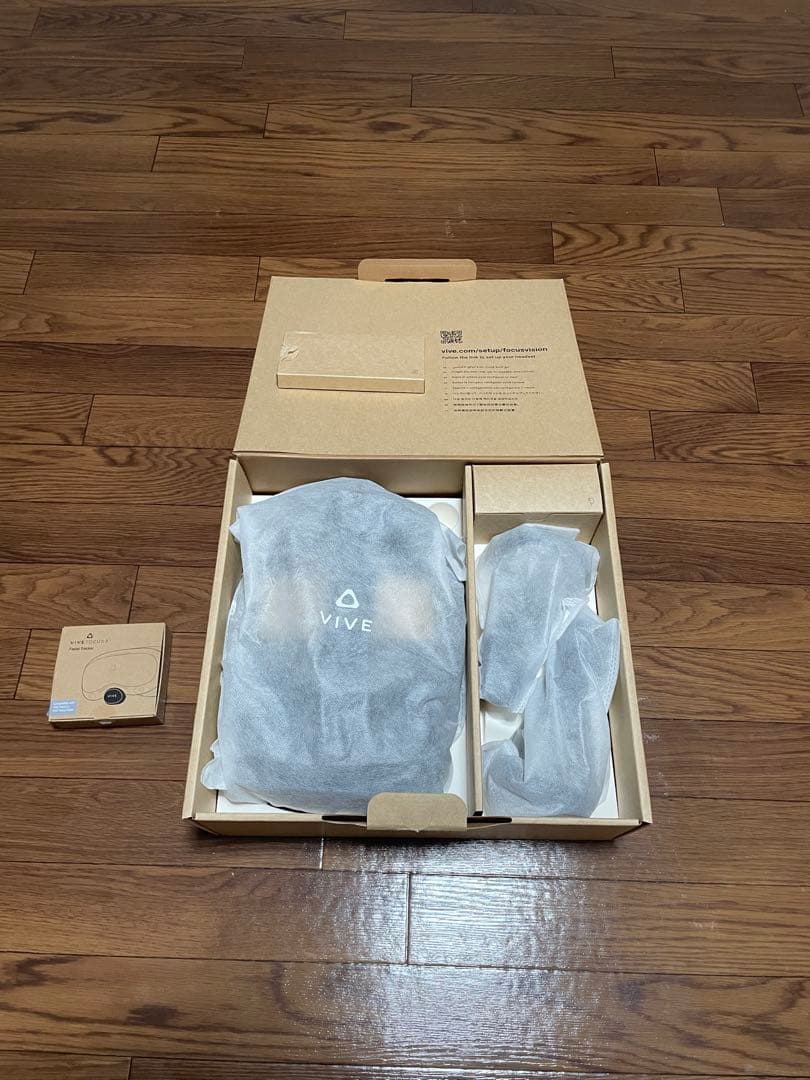 Vive Focus Vision ＋ Facial tracker