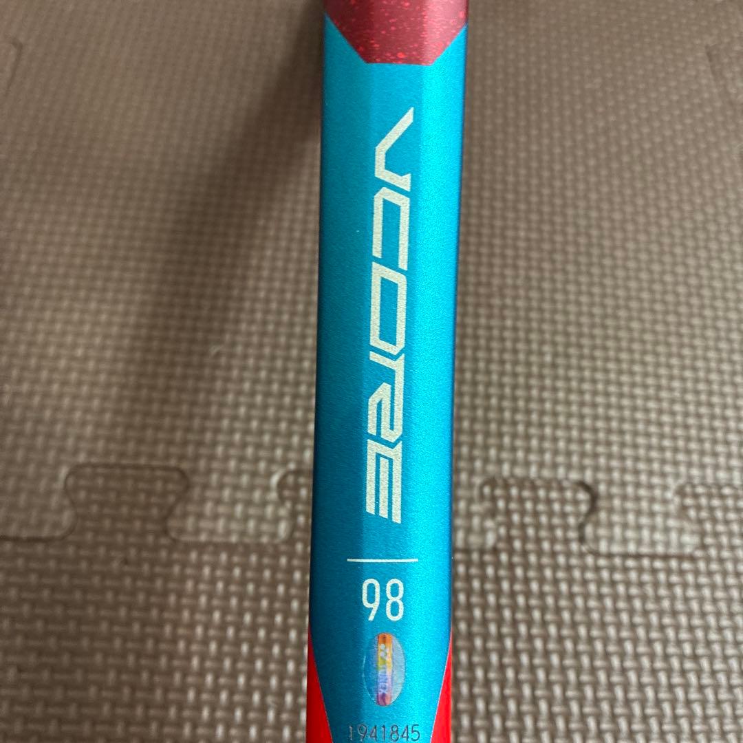 YONEX VCORE 98 テニスラケット(G2)2021